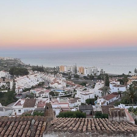 Ferienwohnung Townhouse In Punta Lara Nerja Exterior foto