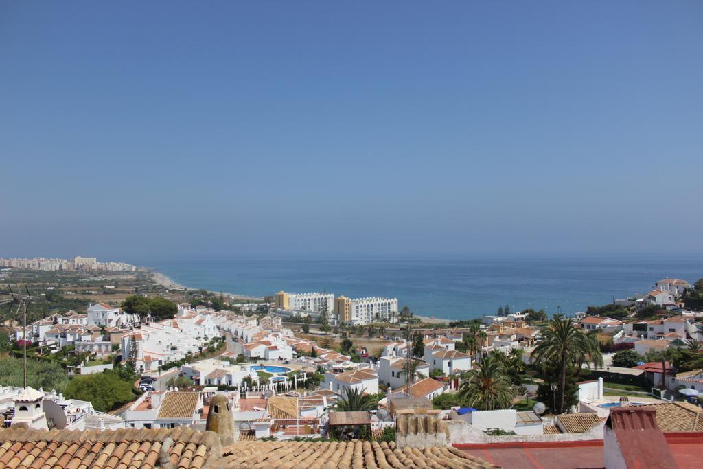 Ferienwohnung Townhouse In Punta Lara Nerja Exterior foto